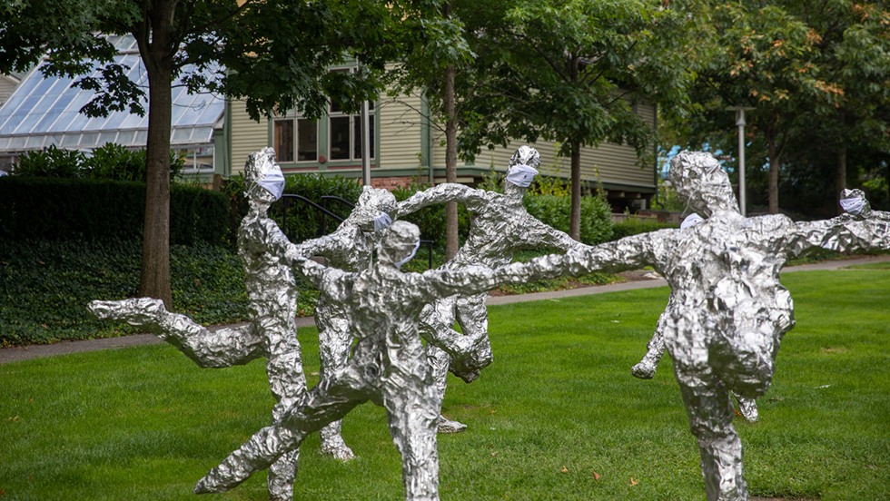 Circle Dance sculpture by Tom Friedman